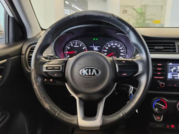 Kia Rio IV с пробегом 2019 года, цена 992 000 рублей, 112548 км, седан, Автокод Объявления