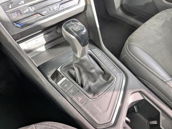 Volkswagen Tiguan II Рестайлинг с пробегом 2021 года, цена 2 595 000 рублей, 79435 км, внедорожник, Автокод Объявления