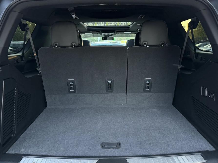 Chevrolet Suburban XII Москва  - изображение 22