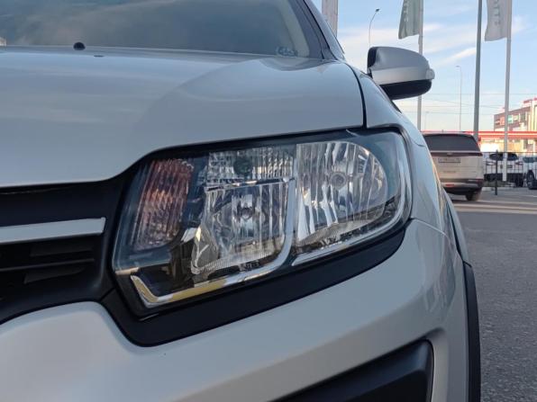 Renault Sandero II с пробегом 2016 года, цена 875 000 рублей, 127266 км, хэтчбек, Автокод Объявления