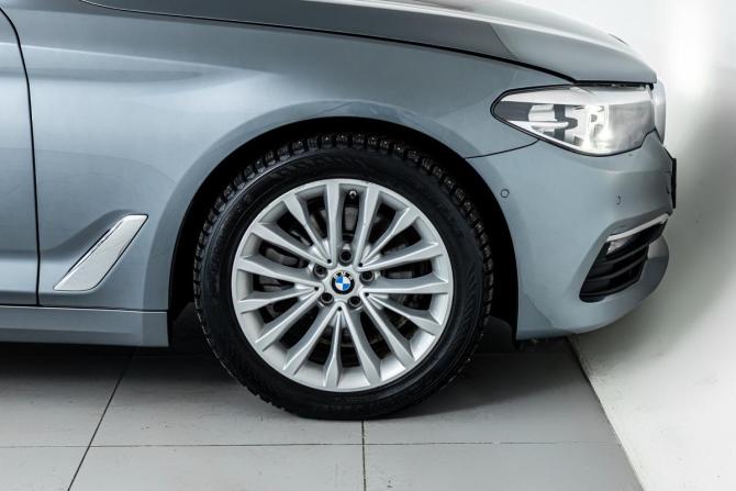 BMW 5 серии VII (G30/G31/G38) с пробегом 2018 года, цена 3 464 000 рублей, 111445 км, седан, Автокод Объявления