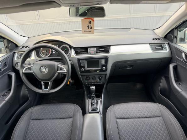 Skoda Rapid I с пробегом 2016 года, цена 1 070 000 рублей, 190538 км, лифтбек, Автокод Объявления