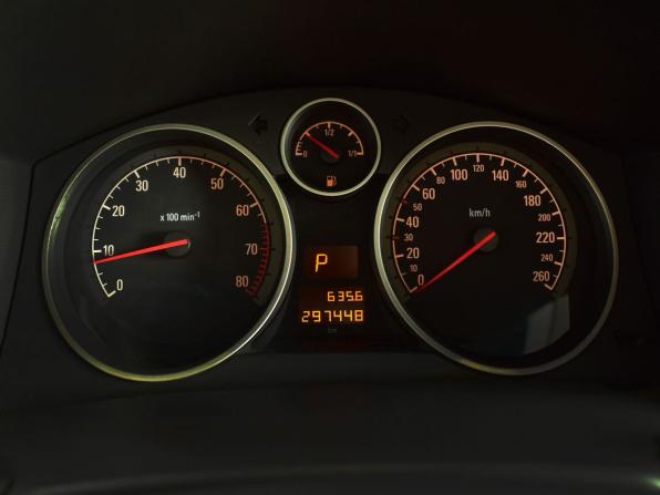 Opel Astra H Рестайлинг с пробегом 2012 года, цена 649 999 рублей, 297444 км, седан, Автокод Объявления