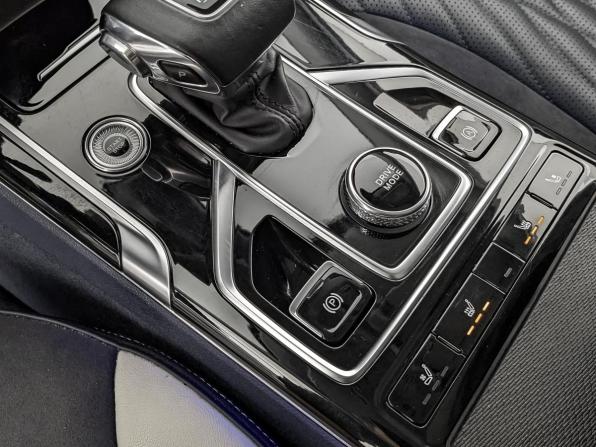 Hongqi HS5 I с пробегом 2023 года, цена 2 600 000 рублей, 55281 км, внедорожник, Автокод Объявления