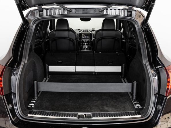 Porsche Cayenne II (958) с пробегом 2013 года, цена 2 500 000 рублей, 240667 км, внедорожник, Автокод Объявления