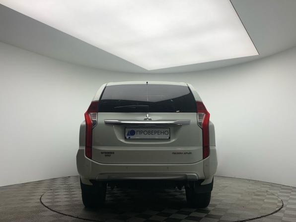Mitsubishi Pajero Sport III с пробегом 2018 года, цена 2 599 000 рублей, 118281 км, внедорожник, Автокод Объявления