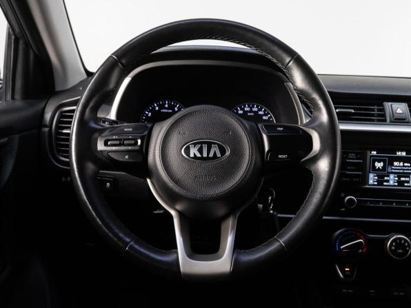 Kia Rio IV Рестайлинг с пробегом 2021 года, цена 1 630 000 рублей, 82700 км, хэтчбек, Автокод Объявления