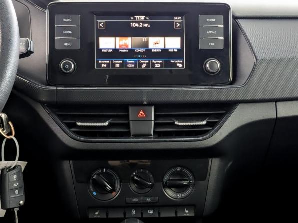 Volkswagen Polo VI с пробегом 2020 года, цена 1 290 000 рублей, 167534 км, лифтбек, Автокод Объявления