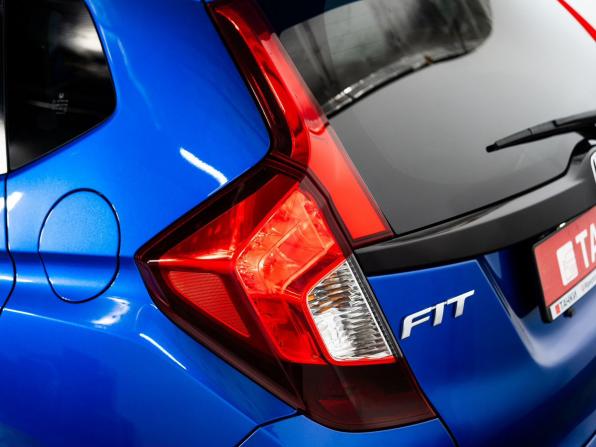 Honda Fit III с пробегом 2013 года, цена 930 500 рублей, 114700 км, хэтчбек, Автокод Объявления