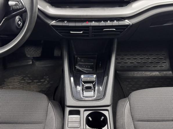 Skoda Octavia IV (A8) с пробегом 2021 года, цена 2 210 000 рублей, 89820 км, лифтбек, Автокод Объявления