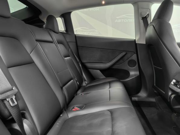 Tesla Model Y I с пробегом 2022 года, цена 4 300 000 рублей, 19000 км, внедорожник, Автокод Объявления