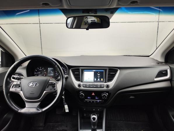 Hyundai Solaris II с пробегом 2017 года, цена 1 399 000 рублей, 106359 км, седан, Автокод Объявления