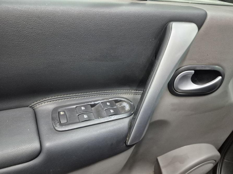 Renault Scenic II Рестайлинг Ярославль  - изображение 13