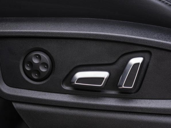 Audi Q5 II (FY) Рестайлинг с пробегом 2024 года, цена 5 599 000 рублей, 8681 км, внедорожник, Автокод Объявления