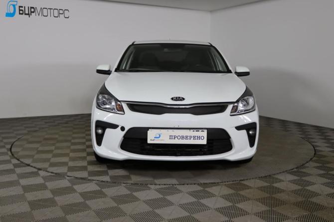 Kia Rio IV с пробегом 2018 года, цена 1 249 990 рублей, 120181 км, седан, Автокод Объявления