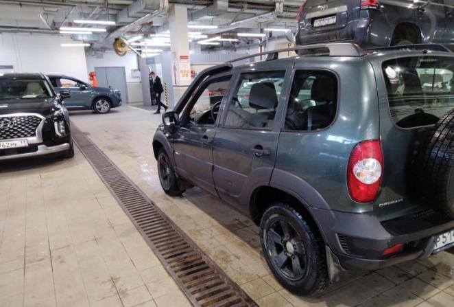 Chevrolet Niva I Рестайлинг с пробегом 2018 года, цена 644 000 рублей, 50900 км, внедорожник, Автокод Объявления