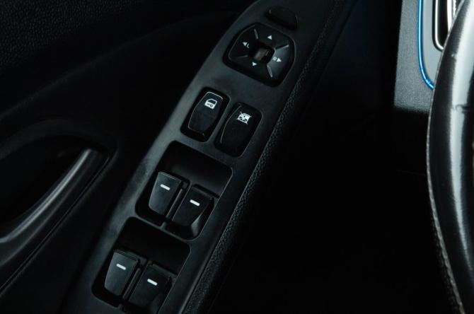 Hyundai ix35 I с пробегом 2011 года, цена 1 299 000 рублей, 324000 км, внедорожник, Автокод Объявления