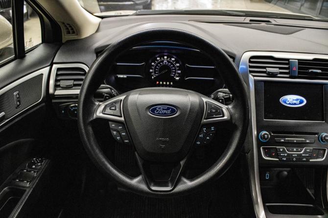 Ford Fusion (North America) II Рестайлинг с пробегом 2018 года, цена 1 399 000 рублей, 74081 км, седан, Автокод Объявления
