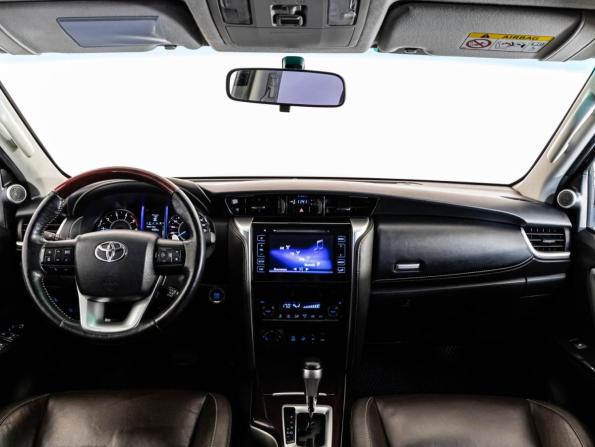 Toyota Fortuner II с пробегом 2018 года, цена 2 999 000 рублей, 157642 км, внедорожник, Автокод Объявления