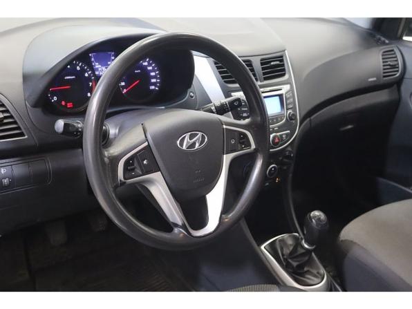 Hyundai Solaris I с пробегом 2011 года, цена 662 000 рублей, 143238 км, седан, Автокод Объявления