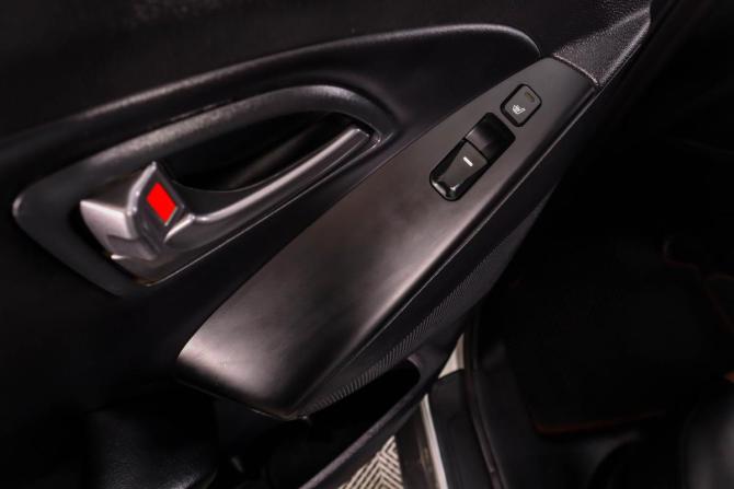 Hyundai ix35 I Рестайлинг с пробегом 2014 года, цена 1 279 000 рублей, 151500 км, внедорожник, Автокод Объявления