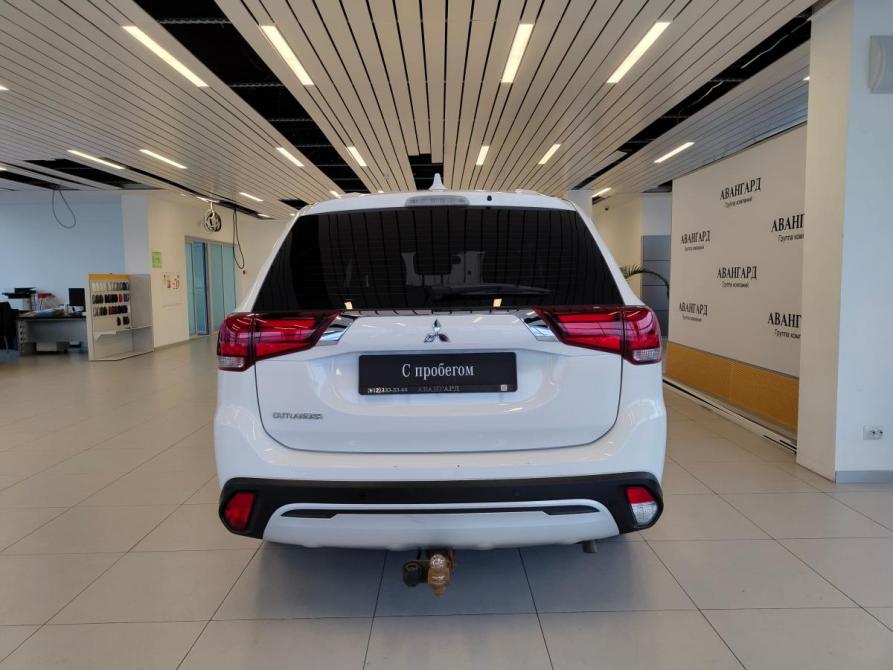 Mitsubishi Outlander III Рестайлинг 3 Санкт-Петербург  - изображение 4