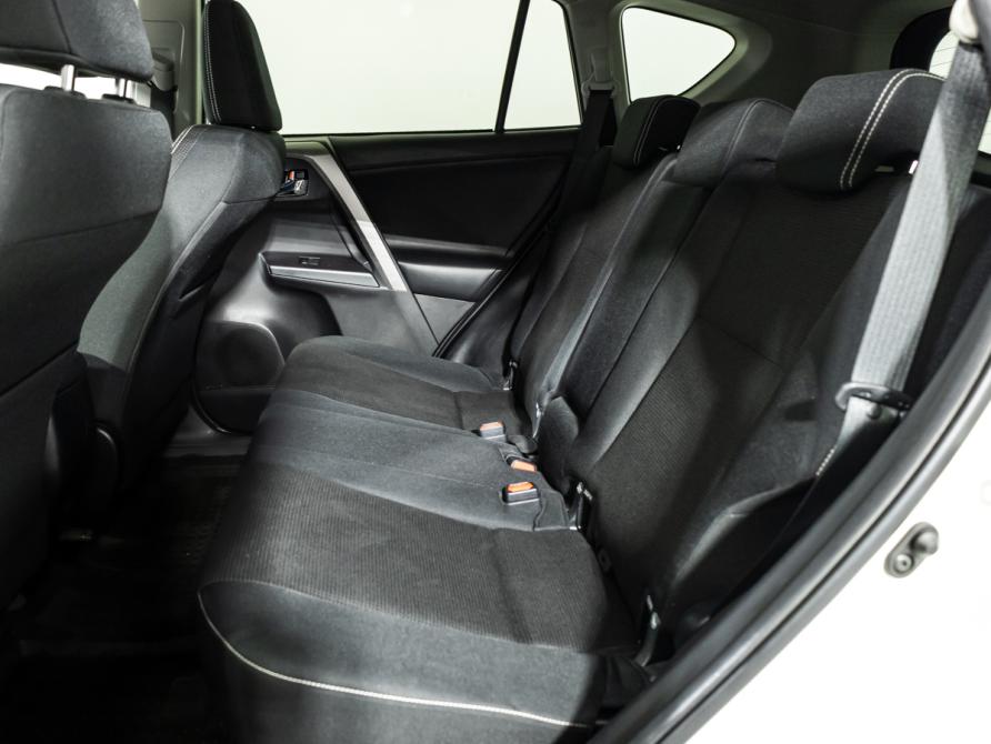 Toyota RAV4 IV (XA40) Рестайлинг Санкт-Петербург  - изображение 10