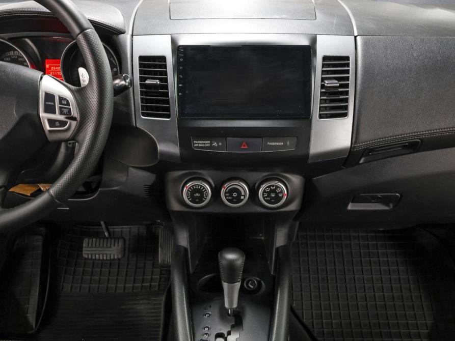 Mitsubishi Outlander II Москва  - изображение 16
