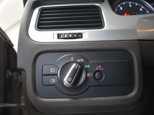 Volkswagen Touareg II с пробегом 2011 года, цена 1 749 000 рублей, 288888 км, внедорожник, Автокод Объявления