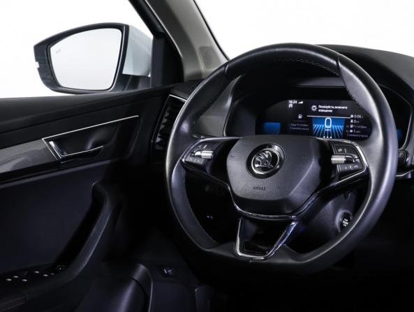 Skoda Karoq I с пробегом 2025 года, цена 2 990 000 рублей, 36314 км, внедорожник, Автокод Объявления