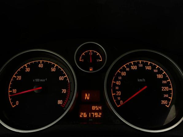 Opel Zafira B Рестайлинг с пробегом 2011 года, цена 550 000 рублей, 261788 км, компактвэн, Автокод Объявления