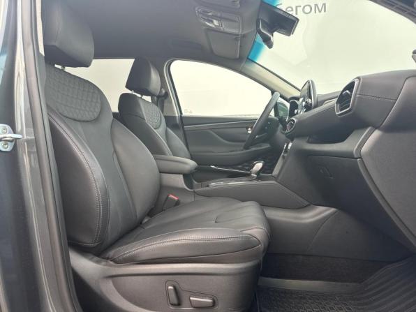 Hyundai Santa Fe IV с пробегом 2019 года, цена 3 800 000 рублей, 14124 км, внедорожник, Автокод Объявления