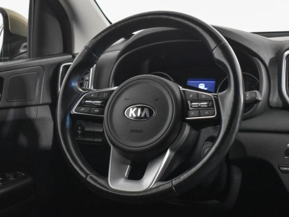 Kia Sportage IV Рестайлинг с пробегом 2018 года, цена 2 147 900 рублей, 74242 км, внедорожник, Автокод Объявления