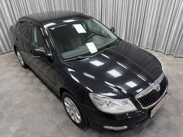 Skoda Octavia II (A5) Рестайлинг с пробегом 2013 года, цена 1 100 000 рублей, 139351 км, лифтбек, Автокод Объявления