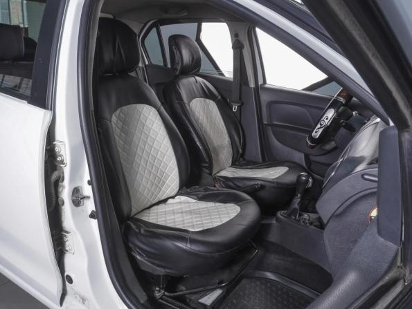 Renault Logan II Рестайлинг с пробегом 2019 года, цена 690 000 рублей, 241456 км, седан, Автокод Объявления