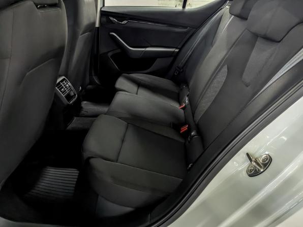 Skoda Octavia IV (A8) с пробегом 2021 года, цена 2 190 000 рублей, 65726 км, лифтбек, Автокод Объявления