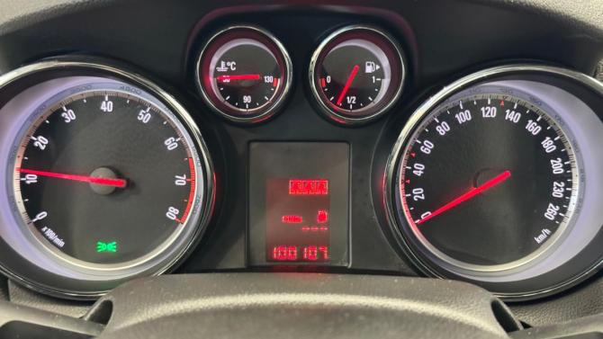 Opel Mokka I с пробегом 2014 года, цена 1 025 000 рублей, 100052 км, внедорожник, Автокод Объявления