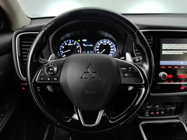 Mitsubishi Outlander III Рестайлинг 3 с пробегом 2020 года, цена 2 598 000 рублей, 109000 км, внедорожник, Автокод Объявления