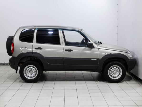 Chevrolet Niva I Рестайлинг с пробегом 2014 года, цена 599 000 рублей, 130708 км, внедорожник, Автокод Объявления