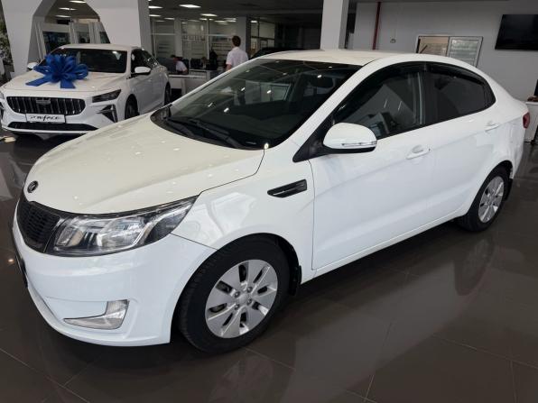 Kia Rio III с пробегом 2014 года, цена 965 000 рублей, 130000 км, седан, Автокод Объявления
