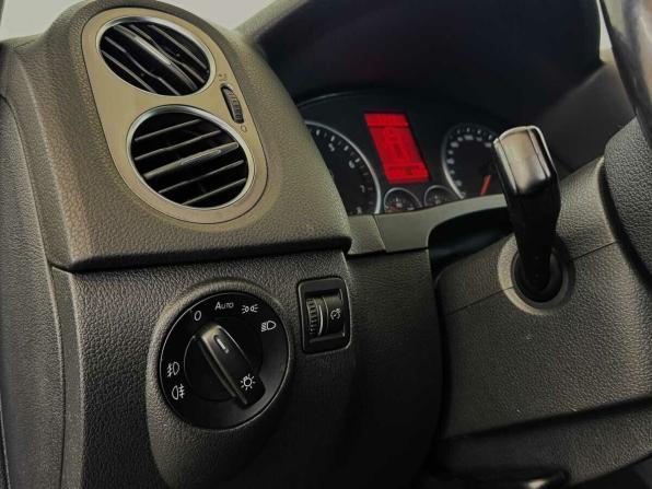 Volkswagen Tiguan I с пробегом 2009 года, цена 925 000 рублей, 211031 км, внедорожник, Автокод Объявления