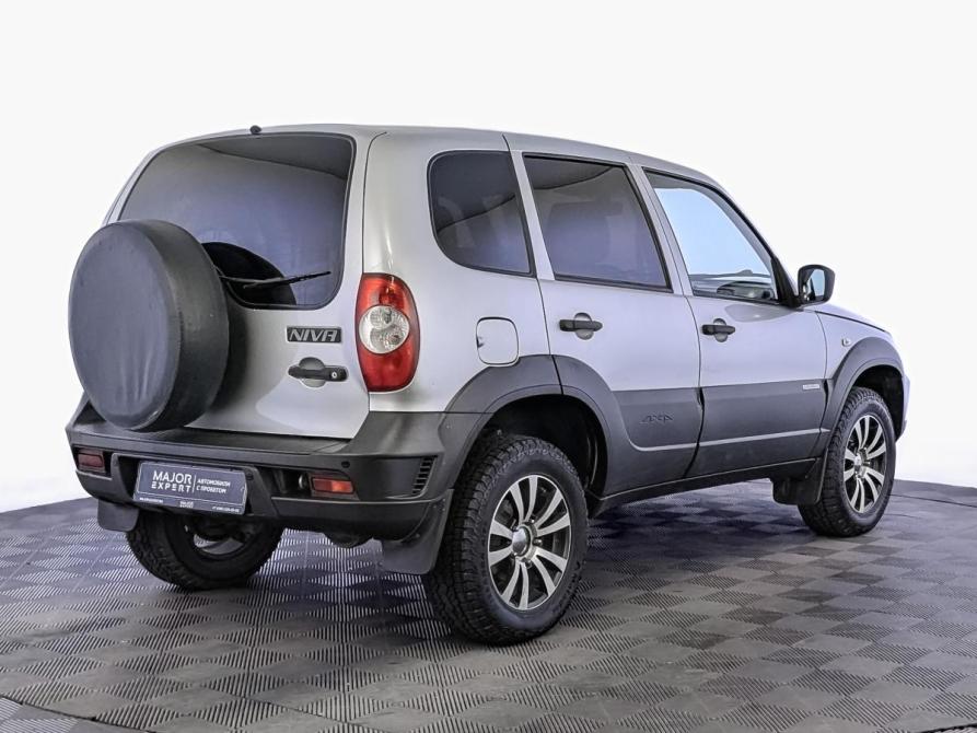 Chevrolet Niva I Рестайлинг Москва  - изображение 5