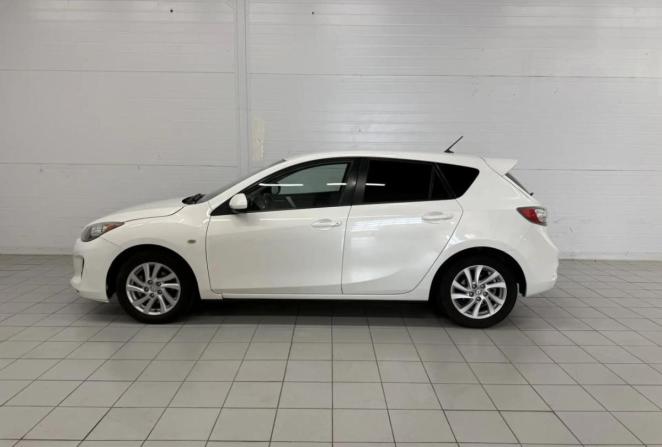 Mazda 3 II (BL) Рестайлинг с пробегом 2012 года, цена 810 000 рублей, 139720 км, хэтчбек, Автокод Объявления