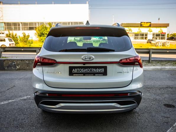 Hyundai Santa Fe IV Рестайлинг с пробегом 2022 года, цена 3 398 000 рублей, 50057 км, внедорожник, Автокод Объявления