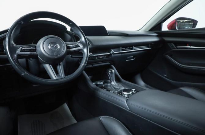 Mazda 3 IV (BP) с пробегом 2020 года, цена 1 899 000 рублей, 40224 км, седан, Автокод Объявления