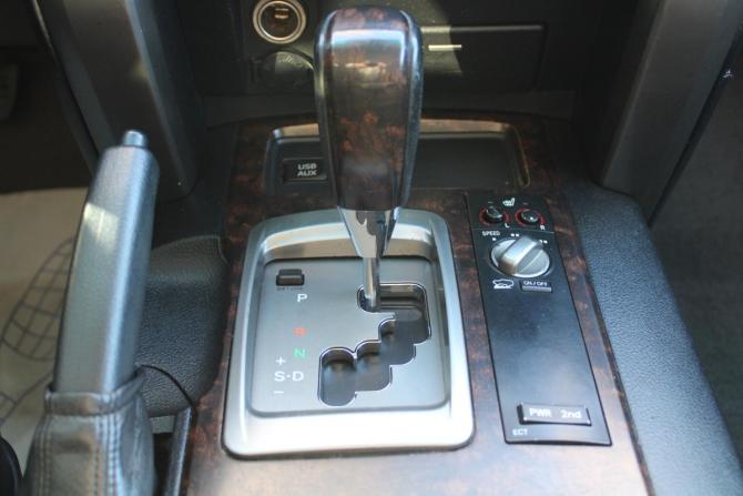 Toyota Land Cruiser 200 Series с пробегом 2011 года, цена 2 590 000 рублей, 273000 км, внедорожник, Автокод Объявления