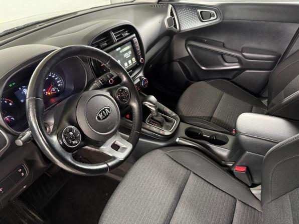 Kia Soul III с пробегом 2021 года, цена 2 050 000 рублей, 63159 км, хэтчбек, Автокод Объявления