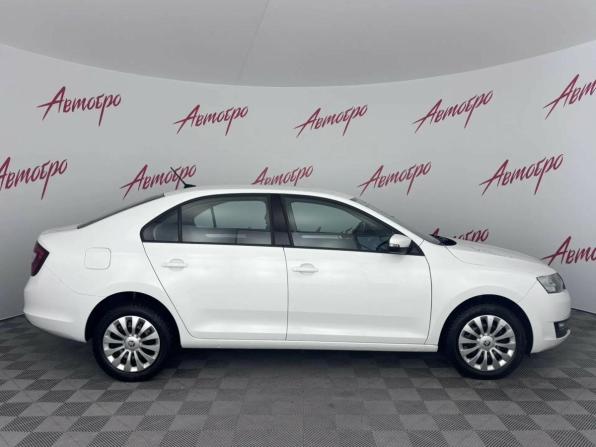Skoda Rapid I Рестайлинг с пробегом 2019 года, цена 1 289 000 рублей, 55654 км, лифтбек, Автокод Объявления