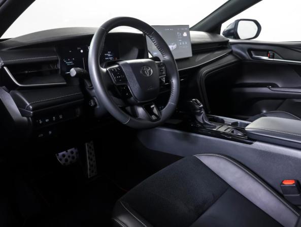Toyota Camry IX (XV80) China Market с пробегом 2026 года, цена 4 170 000 рублей, 2840 км, седан, Автокод Объявления