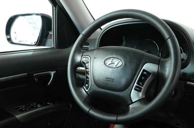 Hyundai Santa Fe II Рестайлинг с пробегом 2011 года, цена 1 299 000 рублей, 260000 км, внедорожник, Автокод Объявления